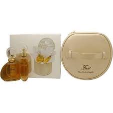 First van cleef discount and arpels gift set